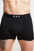 Boxershorts med indbygget 4-lags barriere til inkontinens, fremstillet i nylon og polyester.