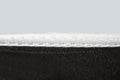 Hjemmesko med blød sål og velcro i microfiber, velegnet til kørestolsbrugere med isolering.